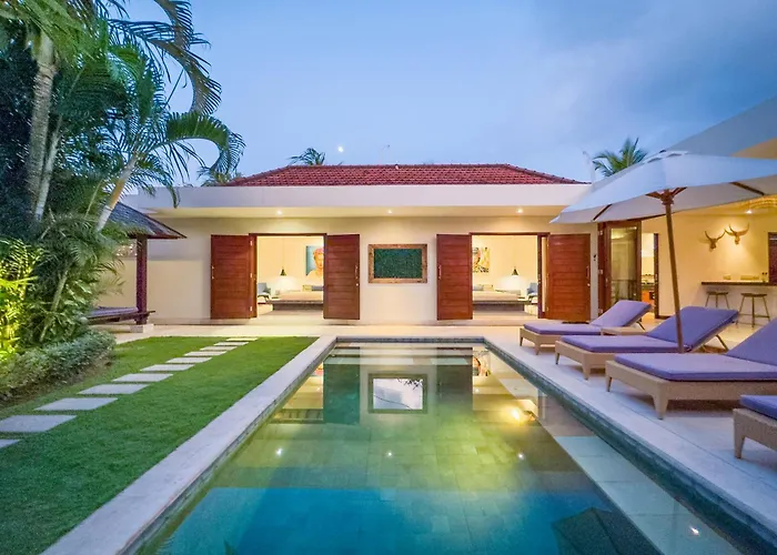 Villa Bugis Kayu Aya Seminyak